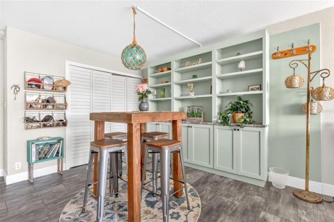 Condominio en venta en Clearwater, Florida, 1 dormitorio, 70.61 m2 № 2220049 - foto 8