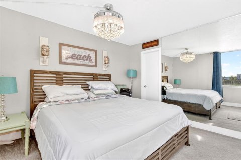 Condominio en venta en Clearwater, Florida, 1 dormitorio, 70.61 m2 № 2220049 - foto 15