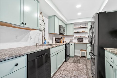Condominio en venta en Clearwater, Florida, 1 dormitorio, 70.61 m2 № 2220049 - foto 4