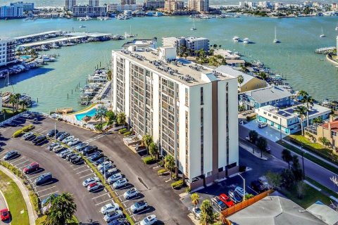 Condominio en venta en Clearwater, Florida, 1 dormitorio, 70.61 m2 № 2220049 - foto 6