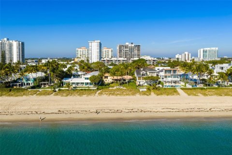 House in Fort Lauderdale, Florida 3 bedrooms, 196.21 sq.m. № 2069398 - photo 11