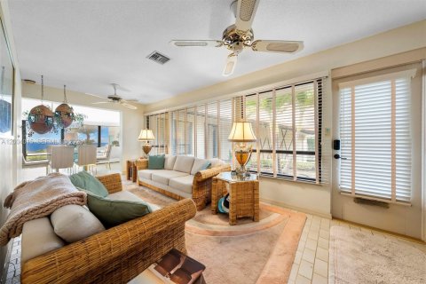 House in Fort Lauderdale, Florida 3 bedrooms, 196.21 sq.m. № 2069398 - photo 30