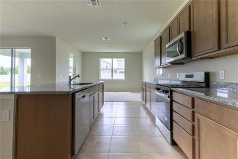 Casa en alquiler en Orlando, Florida, 5 dormitorios, 289.48 m2 № 1906070 - foto 9