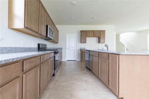 Casa en alquiler en Orlando, Florida, 5 dormitorios, 289.48 m2 № 1906070 - foto 7
