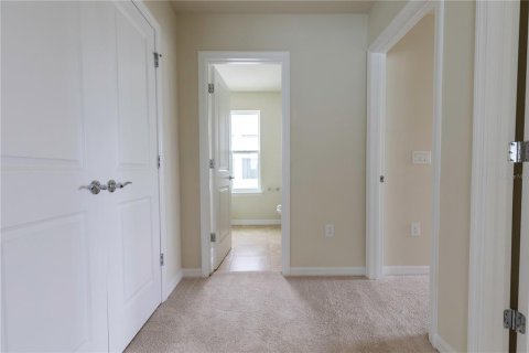 Casa en alquiler en Orlando, Florida, 5 dormitorios, 289.48 m2 № 1906070 - foto 20