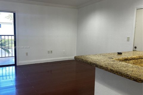 Condominio en Miami, Florida, 2 dormitorios  № 2030910