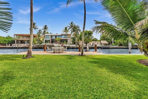 Casa en venta en Miami, Florida, 4 dormitorios, 185.43 m2 № 1834426 - foto 4