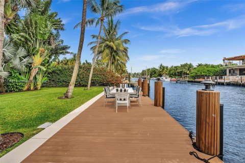 Casa en venta en Miami, Florida, 4 dormitorios, 185.43 m2 № 1834426 - foto 2