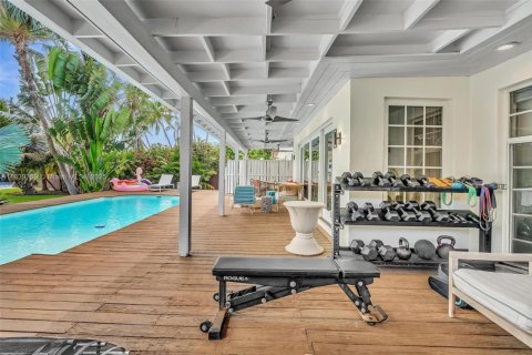 Casa en venta en Miami, Florida, 4 dormitorios, 185.43 m2 № 1834426 - foto 9