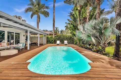 Casa en venta en Miami, Florida, 4 dormitorios, 185.43 m2 № 1834426 - foto 6