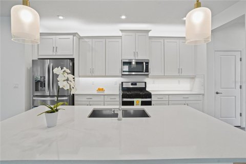 Casa en venta en Saint Lucie, Florida, 2 dormitorios, 151.9 m2 № 1793312 - foto 13
