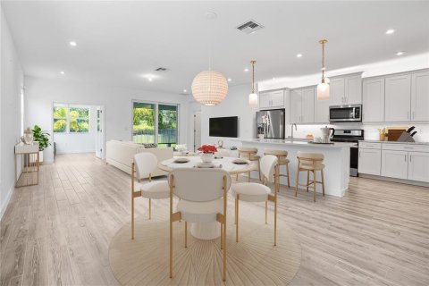 Casa en venta en Saint Lucie, Florida, 2 dormitorios, 151.9 m2 № 1793312 - foto 9