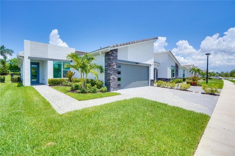 Casa en venta en Saint Lucie, Florida, 2 dormitorios, 151.9 m2 № 1793312 - foto 1