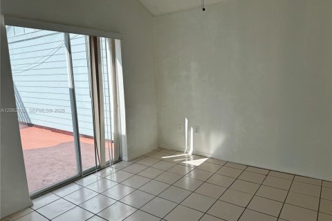 Copropriété à vendre à Miami, Floride: 2 chambres, 68.56 m2 № 2246858 - photo 16