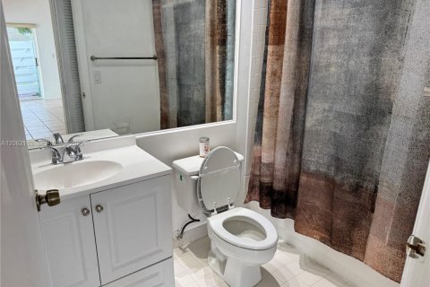 Copropriété à vendre à Miami, Floride: 2 chambres, 68.56 m2 № 2246858 - photo 15