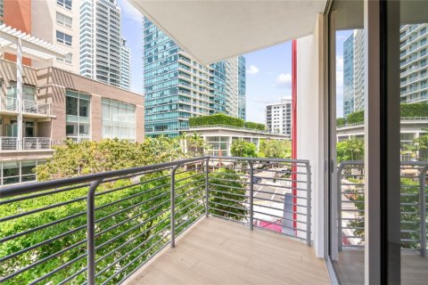 Condo in Miami, Florida № 2247368 - photo 6