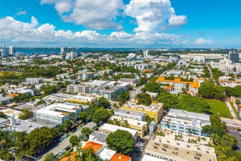 Купить коммерческую недвижимость в Майами-Бич, Флорида № 2020561 - фото 23