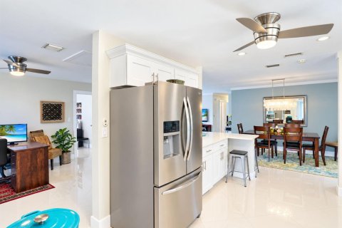 Villa ou maison à vendre à Fort Lauderdale, Floride: 3 chambres, 185.8 m2 № 2439346 - photo 15