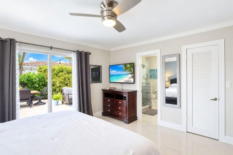 Villa ou maison à vendre à Fort Lauderdale, Floride: 3 chambres, 185.8 m2 № 2439346 - photo 25