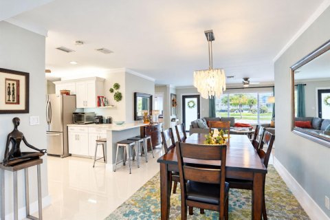 Villa ou maison à vendre à Fort Lauderdale, Floride: 3 chambres, 185.8 m2 № 2439346 - photo 20