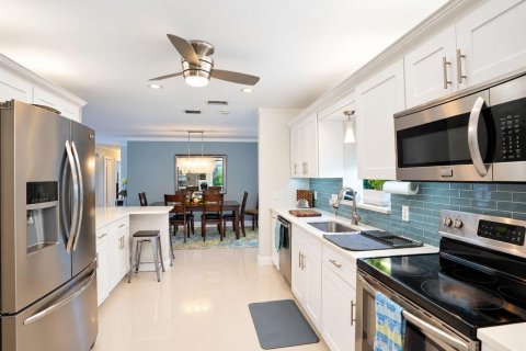 Villa ou maison à vendre à Fort Lauderdale, Floride: 3 chambres, 185.8 m2 № 2439346 - photo 13