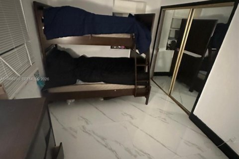 Casa en venta en Miami Gardens, Florida, 4 dormitorios, 172.98 m2 № 2028074 - foto 10