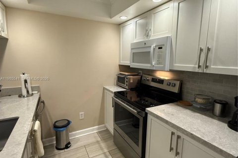 Condominio en venta en Hypoluxo, Florida, 2 dormitorios, 71.35 m2 № 2051314 - foto 2