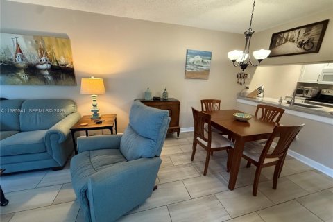 Condominio en venta en Hypoluxo, Florida, 2 dormitorios, 71.35 m2 № 2051314 - foto 21