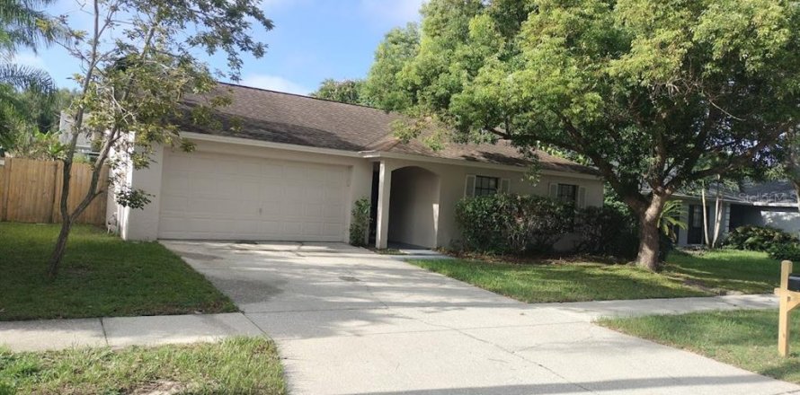 Casa en Brandon, Florida 3 dormitorios, 112.78 m2 № 1913001