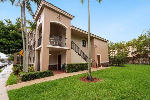 Copropriété à vendre à Cutler Bay, Floride: 3 chambres, 95.88 m2 № 1952978 - photo 1