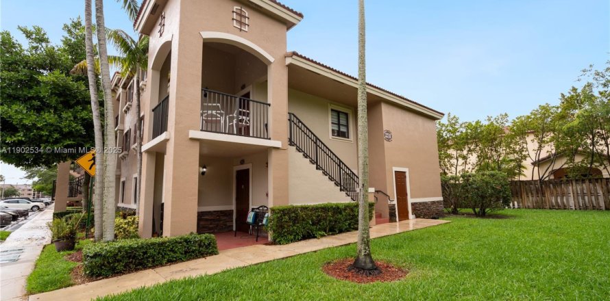 Condo à Cutler Bay, Floride, 3 chambres № 1952978