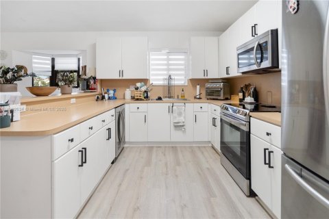 Copropriété à vendre à Cutler Bay, Floride: 3 chambres, 95.88 m2 № 1952978 - photo 11