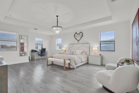 Casa en venta en Homestead, Florida, 5 dormitorios, 302.12 m2 № 2047519 - foto 18