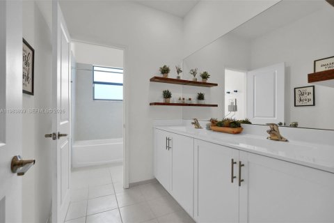 Casa en venta en Homestead, Florida, 5 dormitorios, 302.12 m2 № 2047519 - foto 28