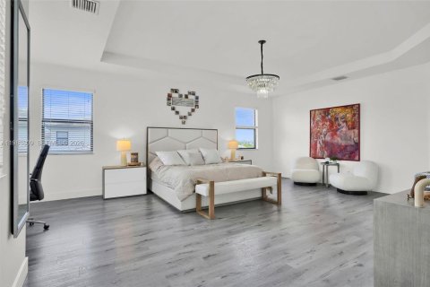 Casa en venta en Homestead, Florida, 5 dormitorios, 302.12 m2 № 2047519 - foto 17