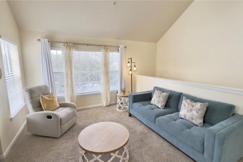 Apartamento en alquiler en Orlando, Florida, 2 dormitorios, 98.48 m2 № 1899980 - foto 3