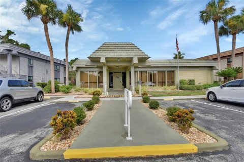 Condo in DeLand, Florida, 2 bedrooms  № 1808566 - photo 26