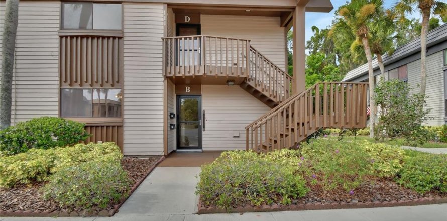 Condo in DeLand, Florida, 2 bedrooms  № 1808566