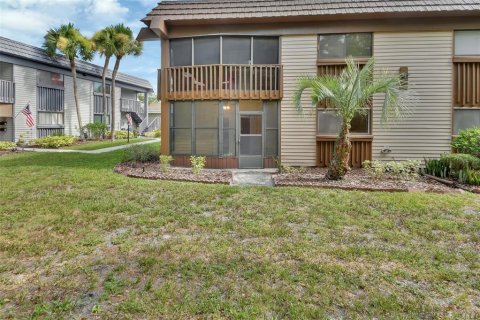 Condo in DeLand, Florida, 2 bedrooms  № 1808566 - photo 22