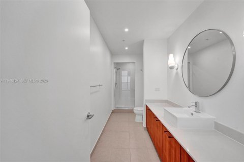 Condominio en venta en Miami, Florida, 2 dormitorios, 117.34 m2 № 2002965 - foto 8