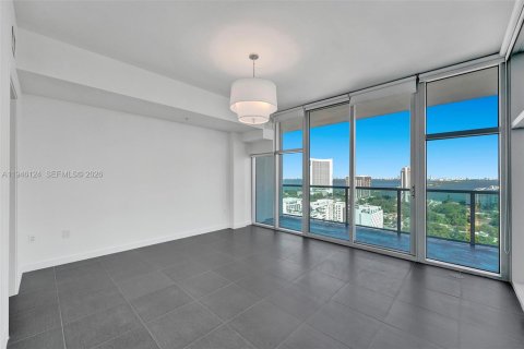 Condominio en venta en Miami, Florida, 2 dormitorios, 117.34 m2 № 2002965 - foto 6