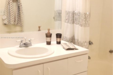 Купить кондоминиум в Авентура, Флорида 2 спальни, 136.19м2, № 1707464 - фото 28