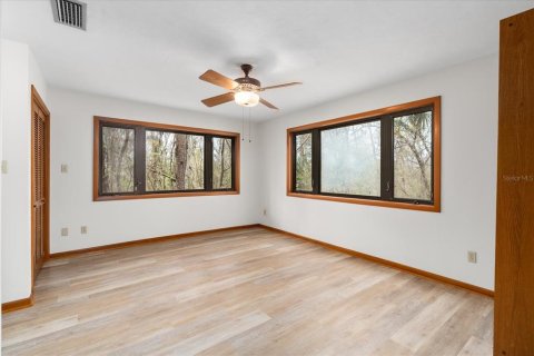 House in Gainesville, Florida 7 bedrooms, 483.09 sq.m. № 1550864 - photo 25