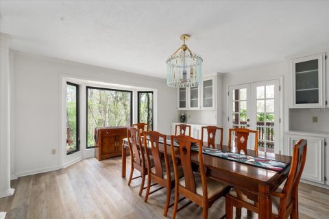 House in Gainesville, Florida 7 bedrooms, 483.09 sq.m. № 1550864 - photo 4