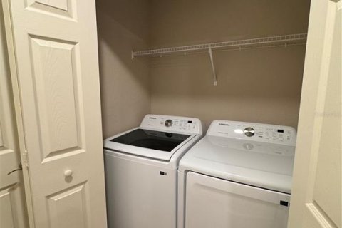 Touwnhouse à louer à Plant City, Floride: 3 chambres, 162.86 m2 № 2408501 - photo 6