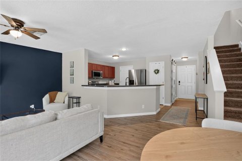 Touwnhouse à vendre à Valrico, Floride: 2 chambres, 126.72 m2 № 2399417 - photo 10