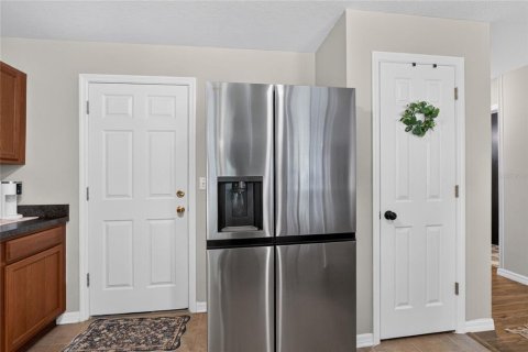 Touwnhouse à vendre à Valrico, Floride: 2 chambres, 126.72 m2 № 2399417 - photo 13