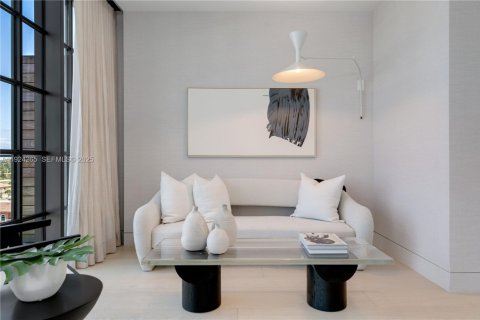 Condominio en venta en Surfside, Florida, 3 dormitorios, 291.34 m2 № 1985878 - foto 24