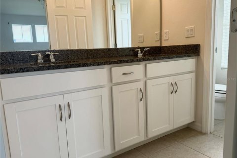 Adosado en venta en Kissimmee, Florida, 3 dormitorios, 157.93 m2 № 2195423 - foto 13