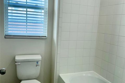 Adosado en venta en Kissimmee, Florida, 3 dormitorios, 157.93 m2 № 2195423 - foto 19